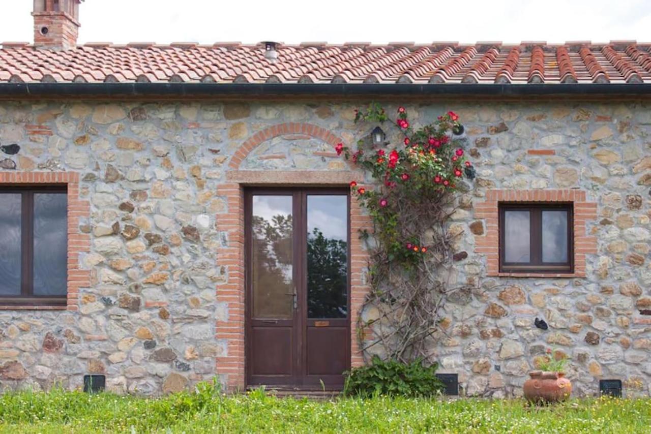 Agriturismo Fattoria Di Statiano Pomarance Exterior foto